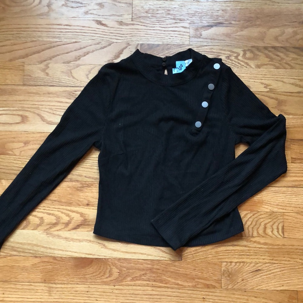 Black long sleeve w/ side buttons